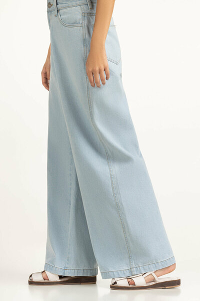 Wide Leg Fit Jeans