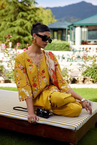 Unstitched Embroidered 3 Piece Muzlin Suit