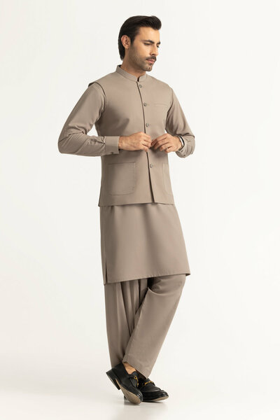Regular Fit Styling Suits