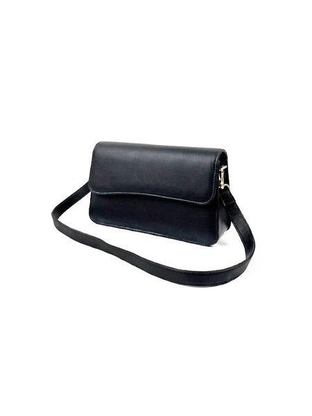 Mulan Black