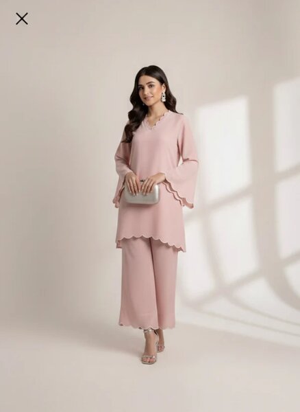 The Blush Scallop Set - NV22D04