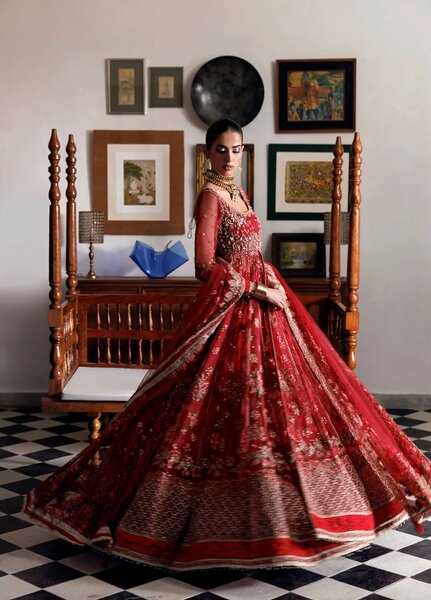 Marwa by Maryam Hussain Unstitched Embroidered Organza 3 Piece Suit Crimson - Wedding Collection
