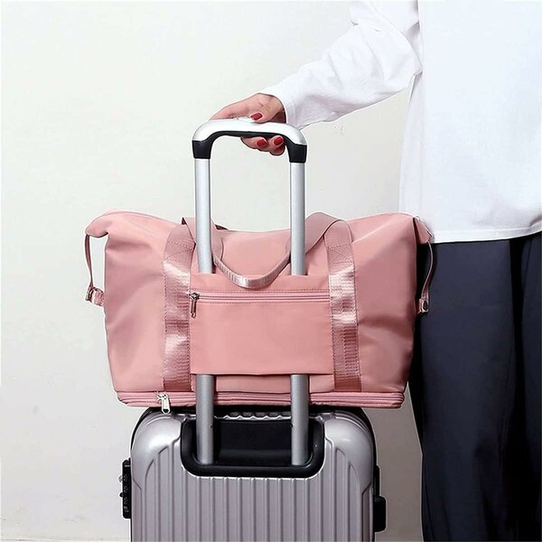 Home.Co- Expandable Pillow Bag