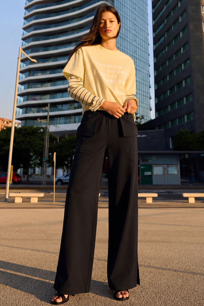 Vybe - Women Smart Pocket Wide-leg Trouser - Black