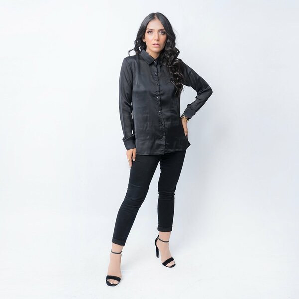 VYBE -Button Down Top Black