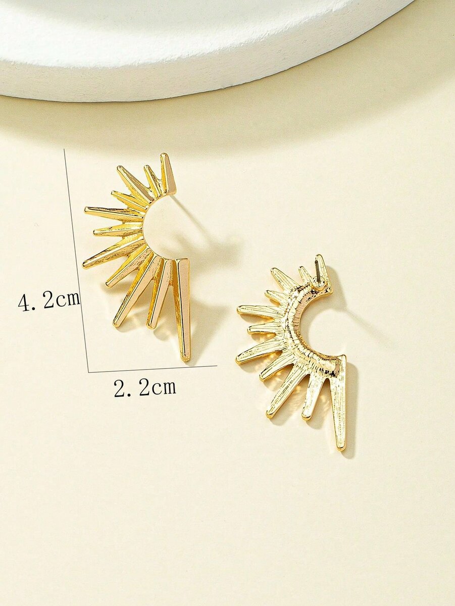 Shein - Structured Stud Earrings