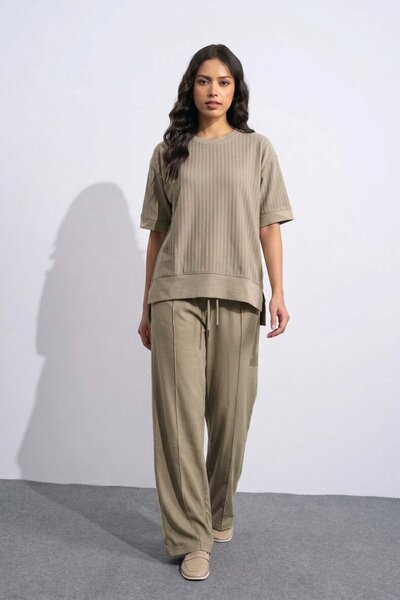 Max 21 Women's Textured Pleated Co-Ord Set