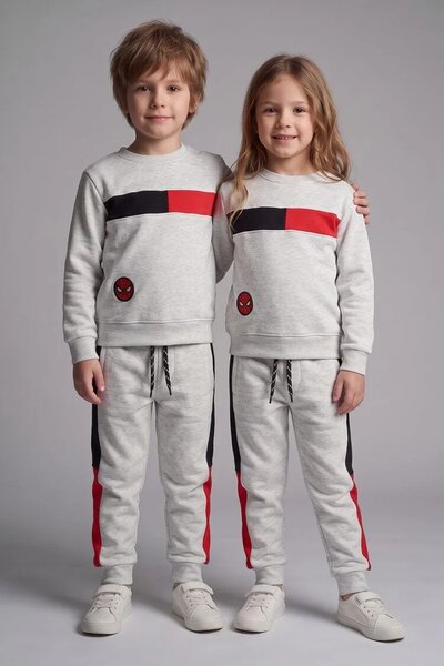 DKY Kid's Spiderman Badge Fleece Twin Set