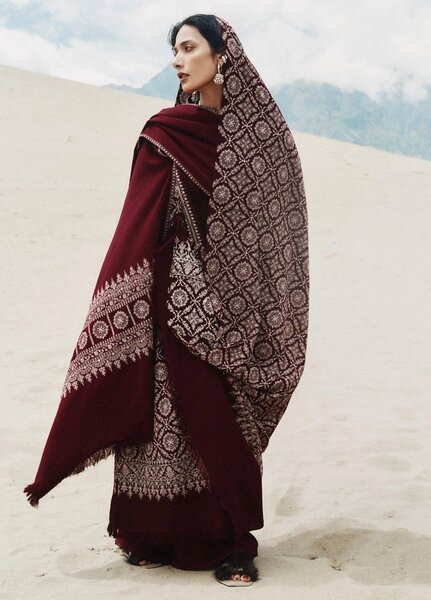 Saraab by Zara Shahjahan Unstitched Embroidered Marina 3 Piece Suit ZS26USW Mehrab - Winter Collection
