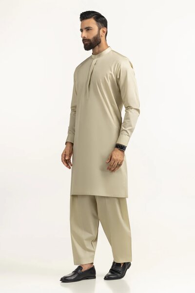 Regular Fit Styling Suits