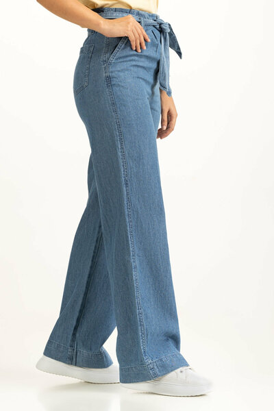 Straight Fit Wide Leg Trousers
