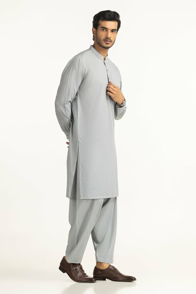 Regular Fit Styling Suits