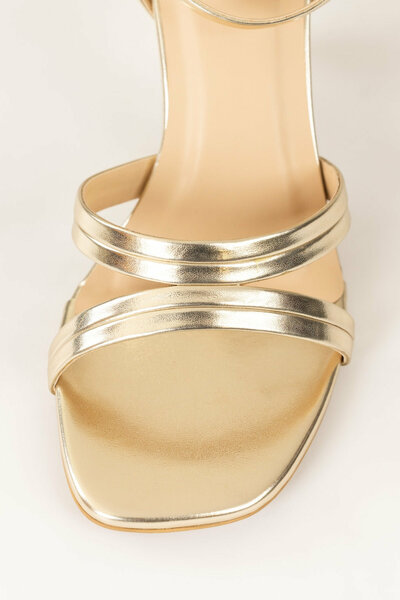 Women Golden Heels