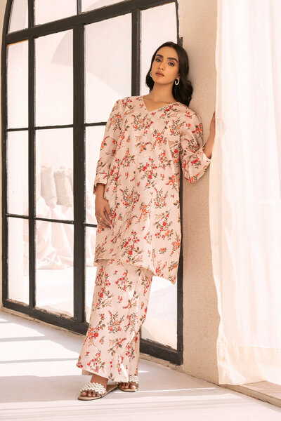 Camellia Charm - NV09D05