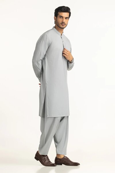 Regular Fit Styling Suits