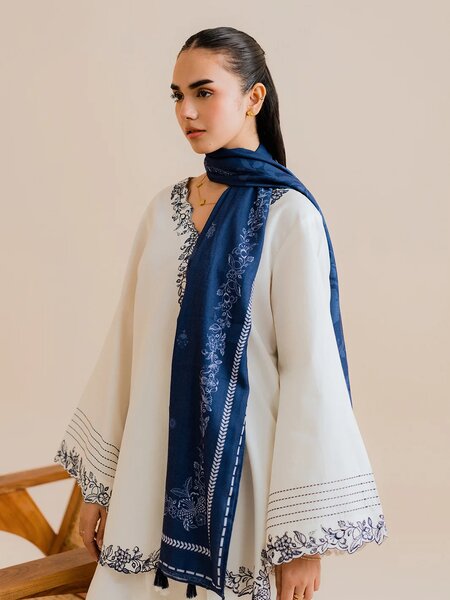 Vaylo 3Pc Embroidered Co-ords Cotton Set