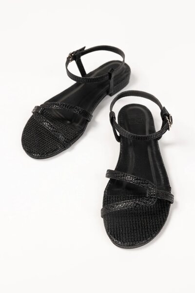 Sandal