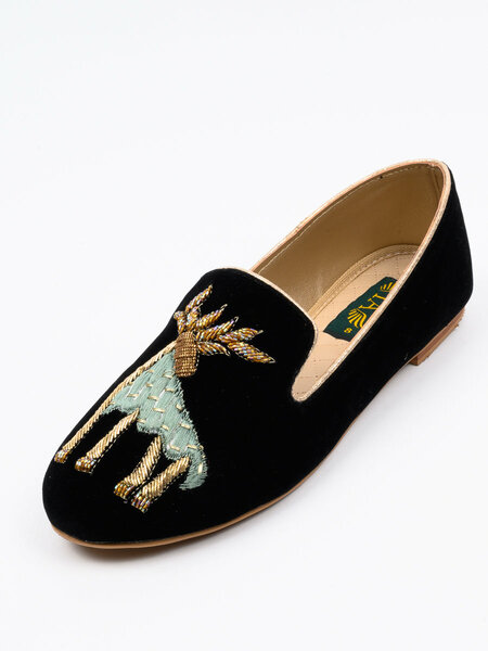 Tauheed Ansari Women Black Suede Velvet Hand Crafted Pumps