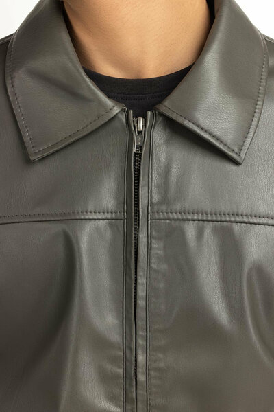 Regular Fit Jackets
