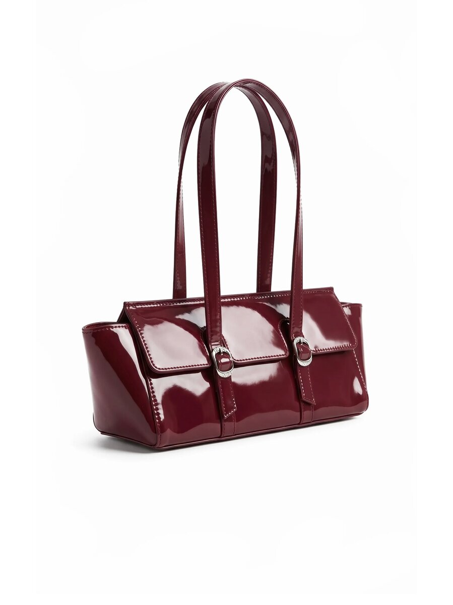 Amour Maroon