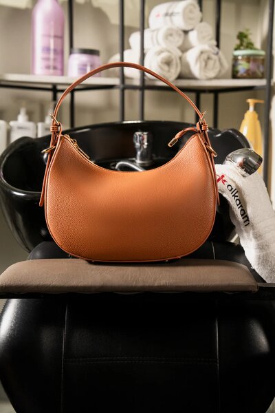Shoulder Bag – Brown