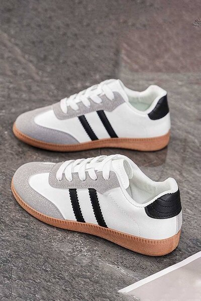 Women's Contrast Striped Lace Up Sneakers