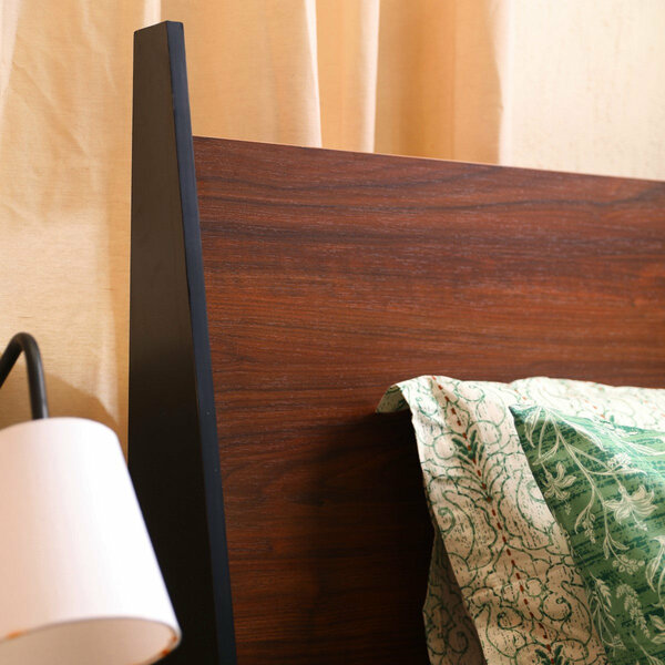 Savior King/Queen Size Bed With Dresser