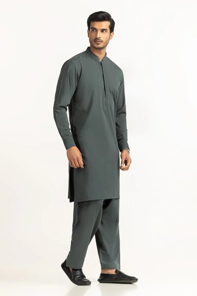 Regular Fit Styling Suits