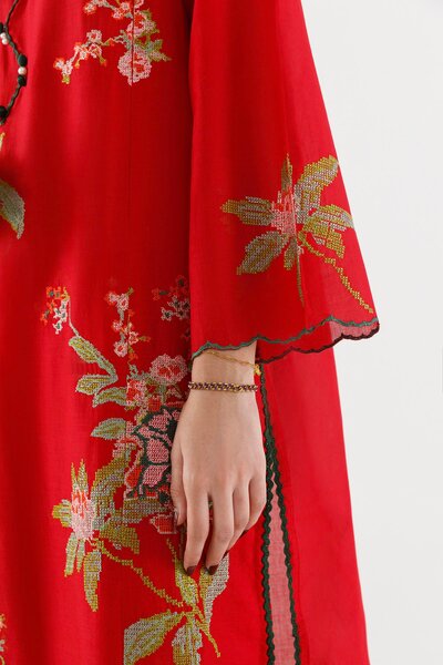 Stitched Embroidered Muzlin Suit
