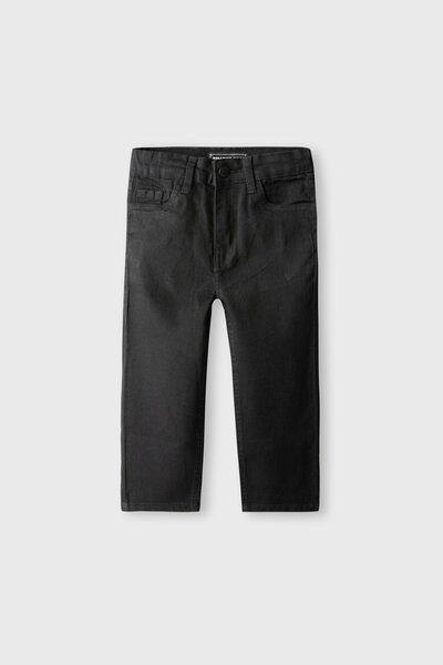 Boys Solid Black Denim Jeans