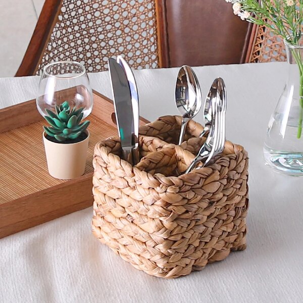 BASKET SEAGRASS L:8 X W:8 X H:4INCH - Assorted