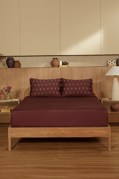 Plum Charm Embroidered Bed Sheet Set
