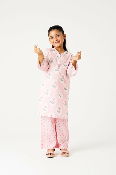 Floral Frams Printed Kurta Set - 2pc