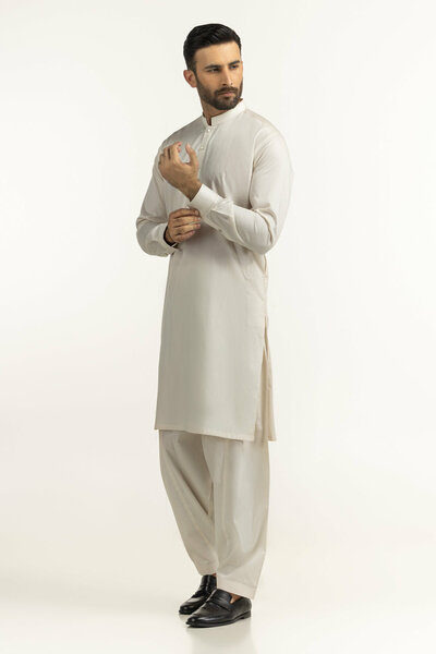 Regular Fit Styling Suits