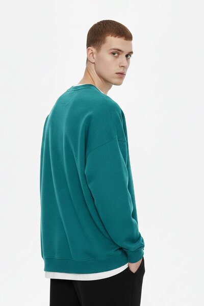 Bzx Men's Oversized Drop Shoulder Sweat Shirt