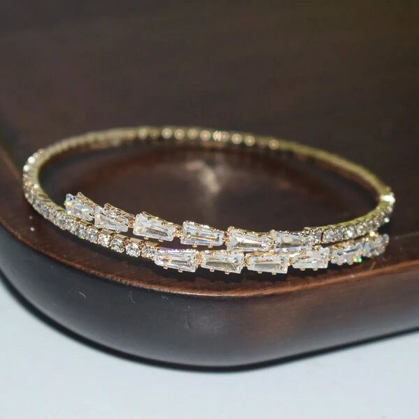 Shein - 1pc Fashion Cubic Zirconia Decorated Open Cuff Bracelet