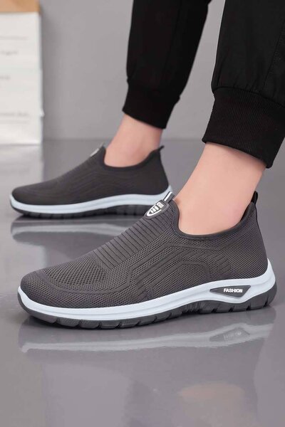Men's Lightweight Slip On Sneakers