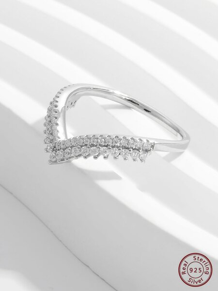 Shein Exclusive - A Gorgeous, Elegant, Shiny, Fashionable And Generous 925 Silver Artificial Cubic Zirconia Two-Layer Stone Shallow V Arrow Shape Design Ring Wedding Engagement Bridal Jewelry