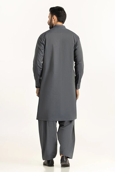 Regular Fit Styling Suits