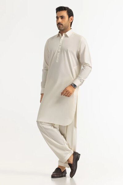 Regular Fit Styling Suits