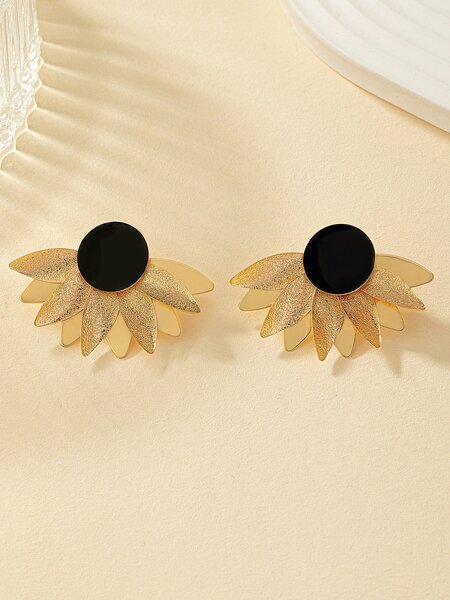Shein - 2pcs Flower Design Stud Earrings
