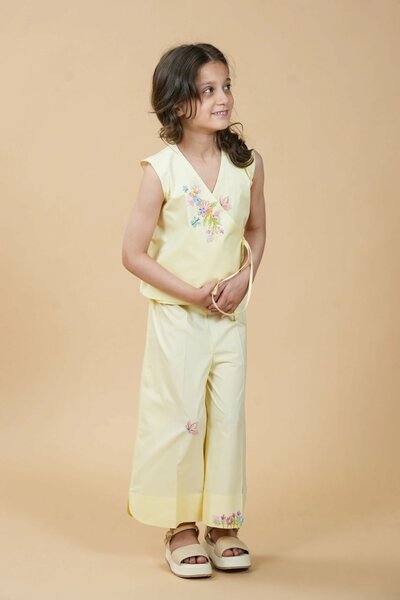 Buttercup | Pure cotton co-ord set with hand-embroidered floral motifs
