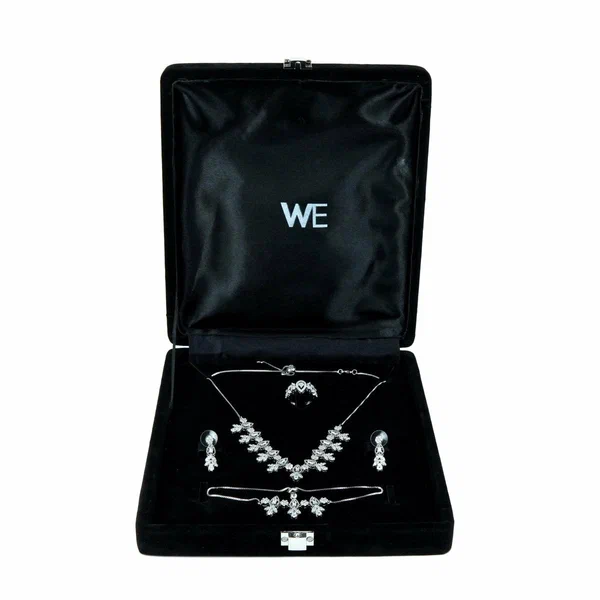 Women Necklace Jewelry 4 Pcs - 004815j