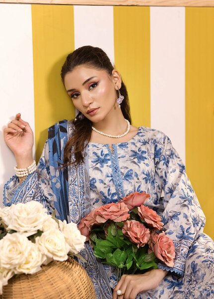 Regalia Textiles Unstitched Embroidered Lawn 3 Piece Suit RG26UEL D-3 - Casual Collection