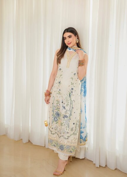 Symphony by Neeshay Unstitched Embroidered Luxury Lawn 3 Piece Suit NSH26US D-7 Reve - Summer Collection