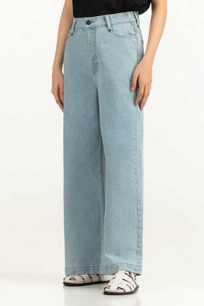 Wide Leg Fit Jeans