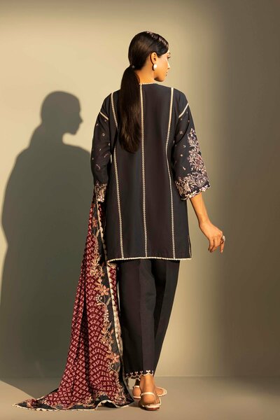 Unstitched Embroidered 3 Piece Muzlin Suit