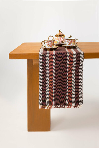 Dobby Fabric Runner