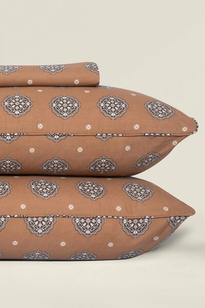 Amber Brown T-150 Bed Sheet Set