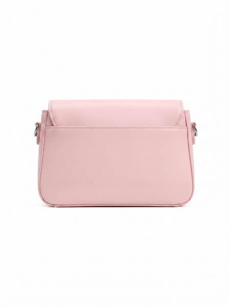 Nyra Pink